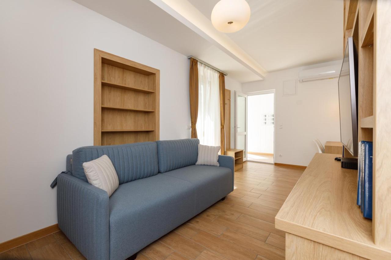 La Bella Centrum Apartmanok Piros/Sarga Heviz Exterior photo